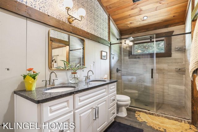 13698 Stearns Court, Grand Haven, MI 49417