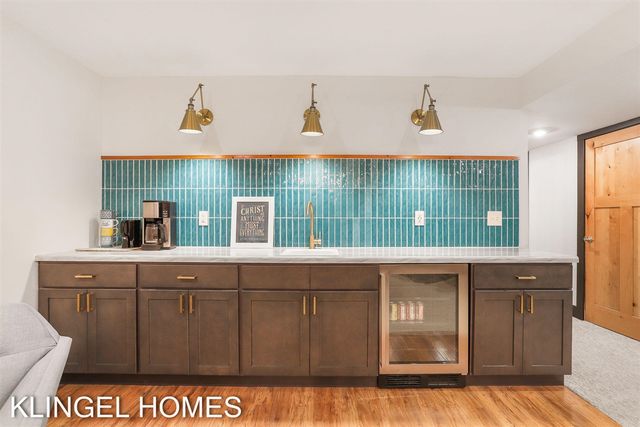 13698 Stearns Court, Grand Haven, MI 49417