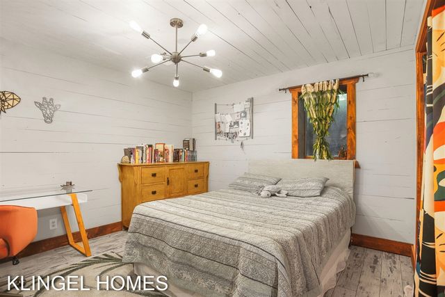 13698 Stearns Court, Grand Haven, MI 49417