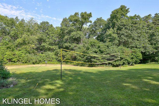 13698 Stearns Court, Grand Haven, MI 49417