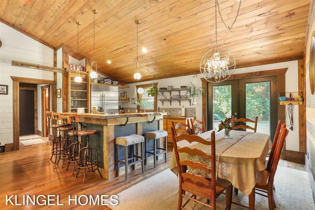 13698 Stearns Court, Grand Haven, MI 49417