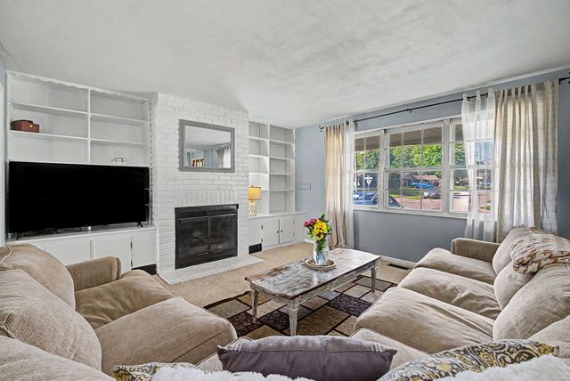 1154 Rona Parkway Drive 1154 Rona Parkway Drive, Fairborn, OH 45324