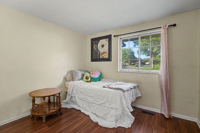 1154 Rona Parkway Drive 1154 Rona Parkway Drive, Fairborn, OH 45324