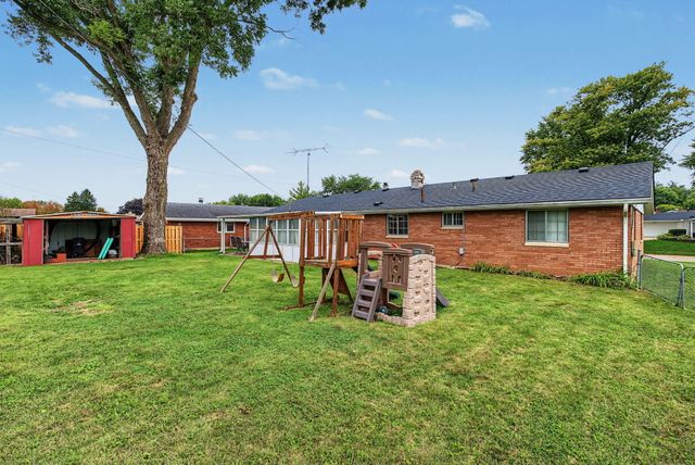 1154 Rona Parkway Drive 1154 Rona Parkway Drive, Fairborn, OH 45324