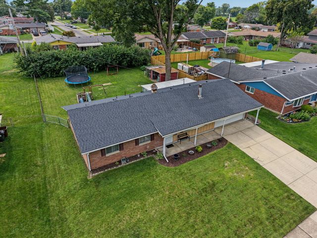 1154 Rona Parkway Drive 1154 Rona Parkway Drive, Fairborn, OH 45324