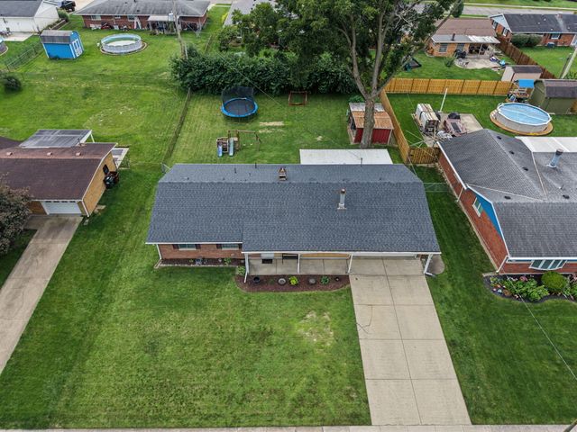 1154 Rona Parkway Drive 1154 Rona Parkway Drive, Fairborn, OH 45324