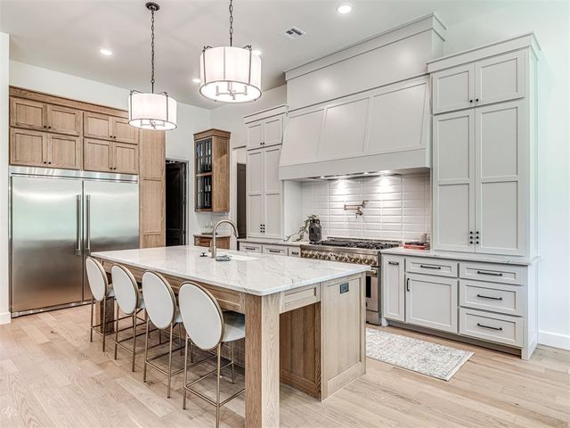 396 Old Creek Road, Edmond, OK 73034