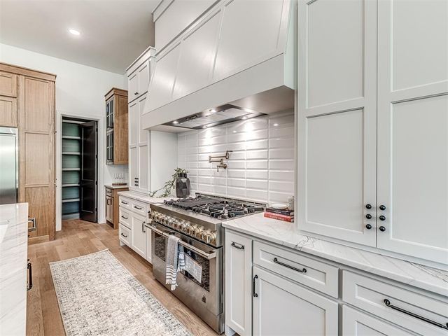 396 Old Creek Road, Edmond, OK 73034