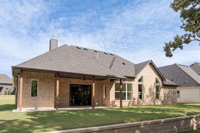 396 Old Creek Road, Edmond, OK 73034