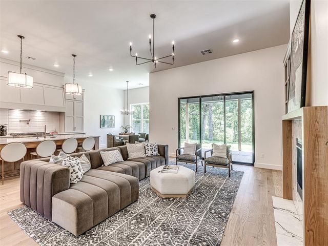 396 Old Creek Road, Edmond, OK 73034
