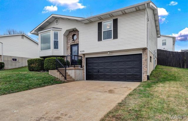 4205 Sunny Glen Court, Arnold, MO 63010