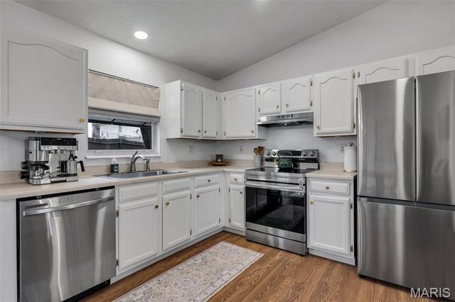 4205 Sunny Glen Court, Arnold, MO 63010