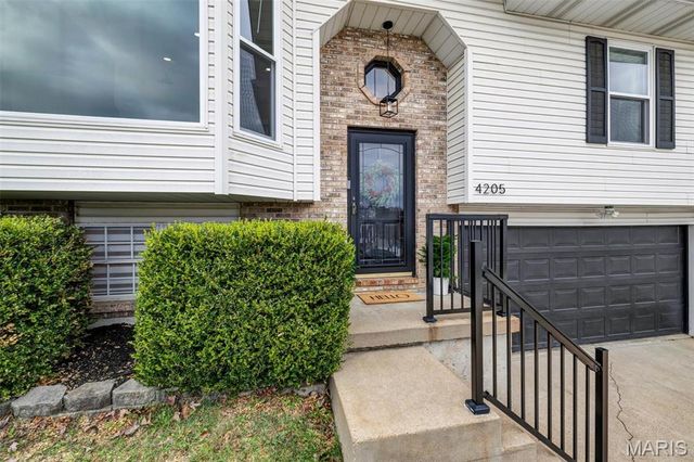 4205 Sunny Glen Court, Arnold, MO 63010