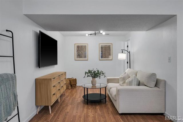 4205 Sunny Glen Court, Arnold, MO 63010