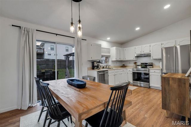 4205 Sunny Glen Court, Arnold, MO 63010