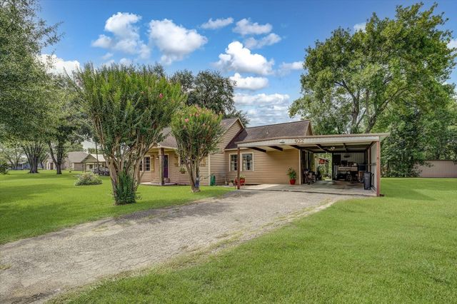 922 Runneburg Road, Crosby, TX 77532