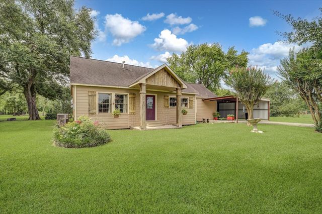 922 Runneburg Road, Crosby, TX 77532