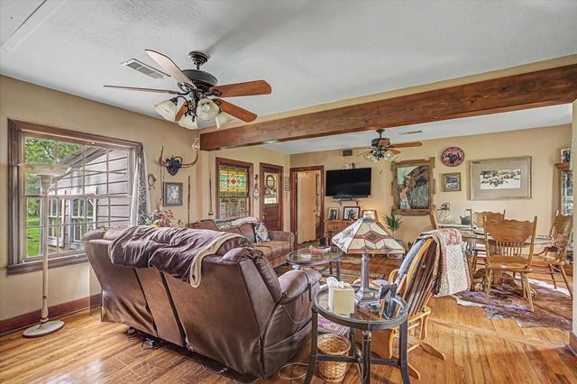 922 Runneburg Road, Crosby, TX 77532