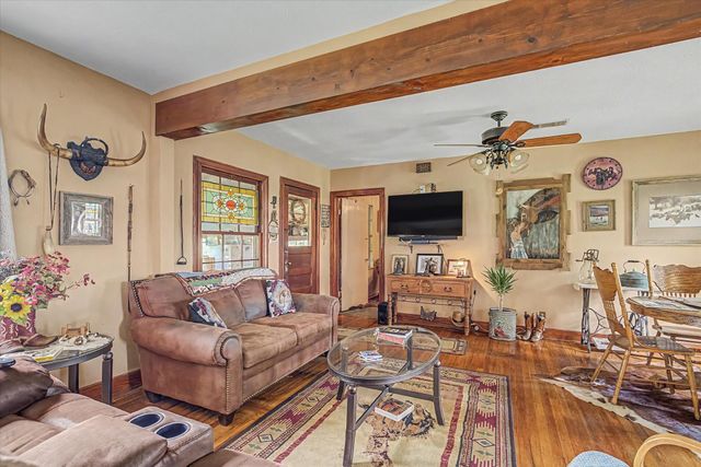 922 Runneburg Road, Crosby, TX 77532