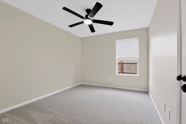 1180 Dahlgren Lane, Cicero, IN 46034