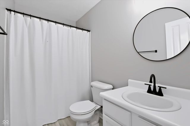 1180 Dahlgren Lane, Cicero, IN 46034