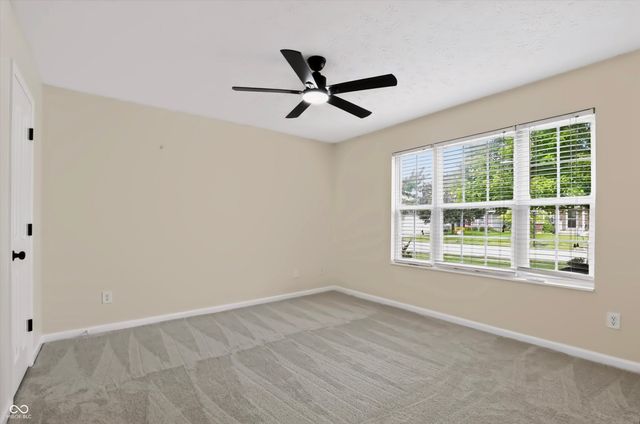 1180 Dahlgren Lane, Cicero, IN 46034