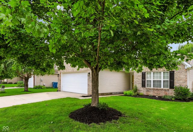 1180 Dahlgren Lane, Cicero, IN 46034