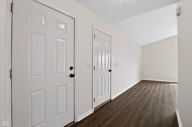 1180 Dahlgren Lane, Cicero, IN 46034