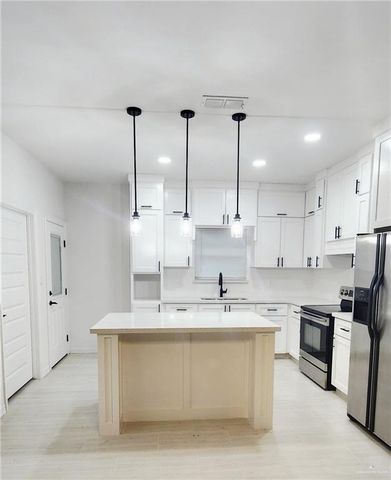 814 Gomez Street, San Juan, TX 78589