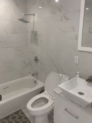 15 DEWEY Place, New York City, NY 11233