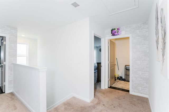 836 Alley Ridge Dr, Inman, SC 29349