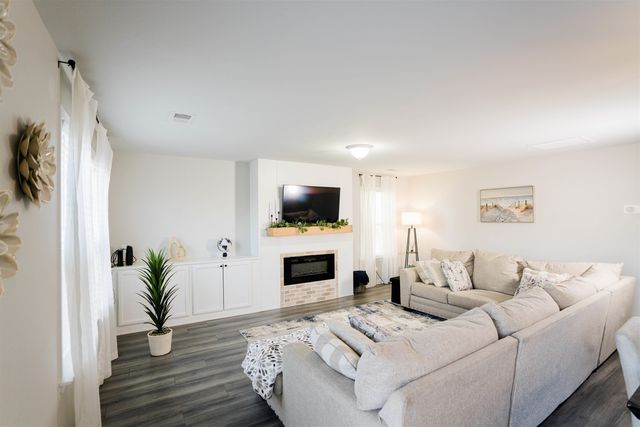 836 Alley Ridge Dr, Inman, SC 29349