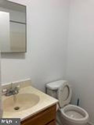 5631 ONSLOW WAY, Capitol Heights, MD 20743