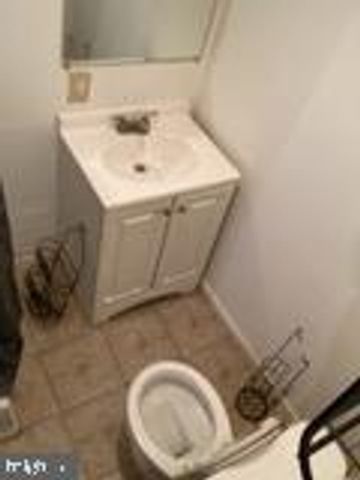 5631 ONSLOW WAY, Capitol Heights, MD 20743