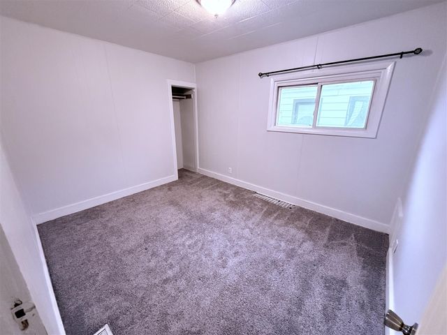 1317 Illinois Avenue, Lansing, MI 48906