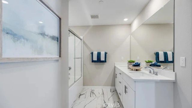 1364 Thunderbolt Lane, Rialto, CA 92376