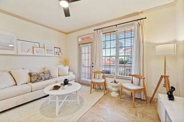 7000 Seawall Boulevard 1112, Galveston, TX 77551