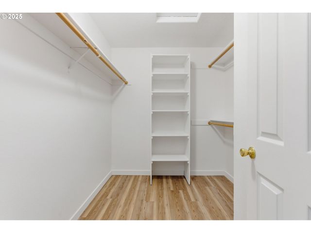 731 Se FOREST GLEN Rd, Estacada, OR 97023