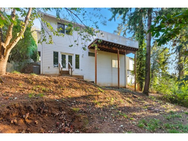 731 Se FOREST GLEN Rd, Estacada, OR 97023