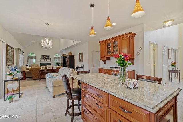 321 Saint Ann Drive, Niskayuna, NY 12309