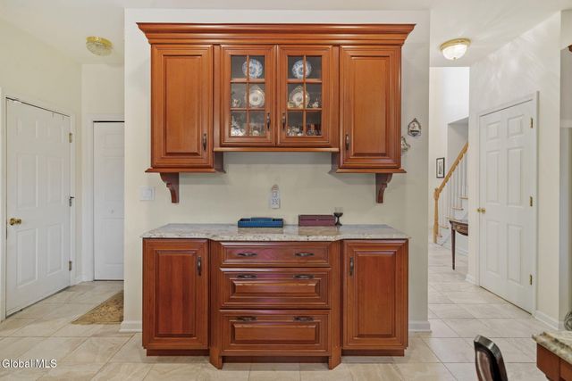 321 Saint Ann Drive, Niskayuna, NY 12309