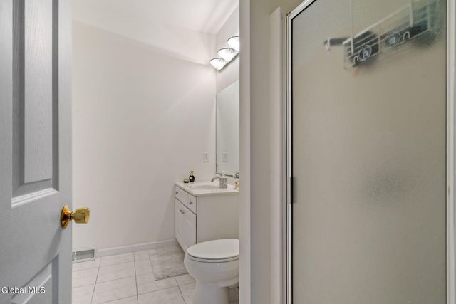 321 Saint Ann Drive, Niskayuna, NY 12309