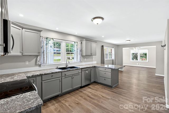 4853 S Main Street, Cowpens, SC 29330