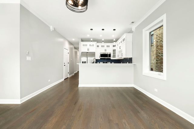 4605 S Langley Avenue 2, Chicago, IL 60653