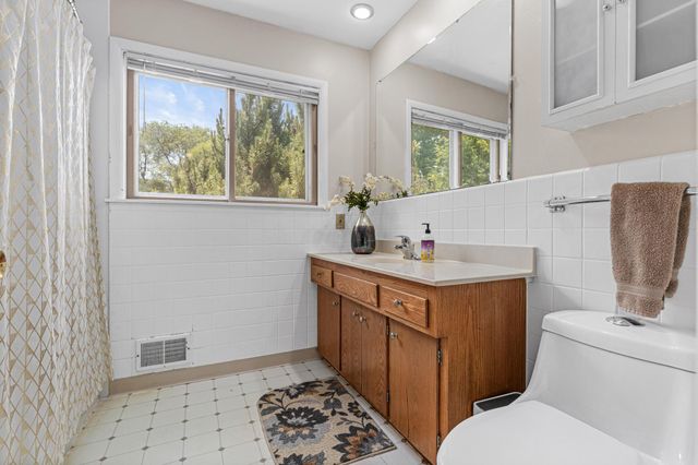 1601 Princeton Avenue, Saint Louis Park, MN 55416