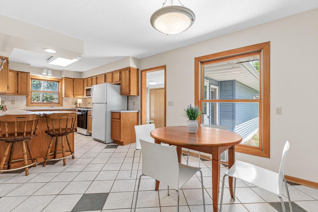 1601 Princeton Avenue, Saint Louis Park, MN 55416 — photo 5