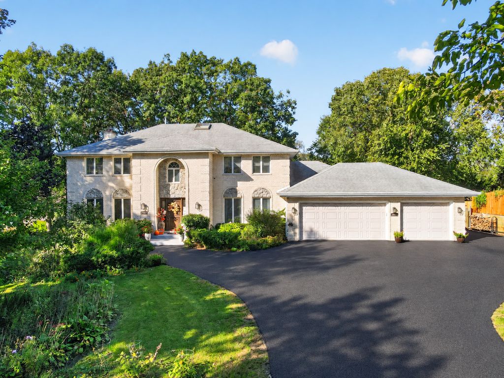 9240 S 83rd Avenue, Hickory Hills, IL 60457 — exterior