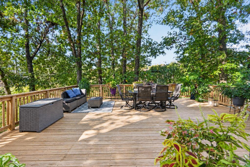 9240 S 83rd Avenue, Hickory Hills, IL 60457 — photo 2