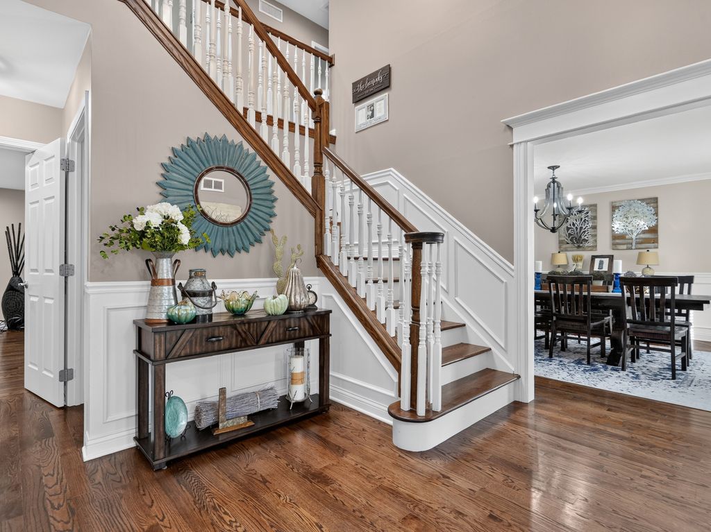 9240 S 83rd Avenue, Hickory Hills, IL 60457 — photo 3