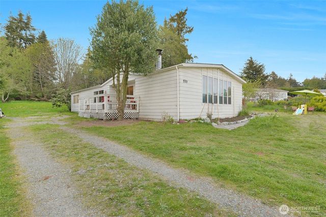 570 Crockett Lake Drive, Coupeville, WA 98239
